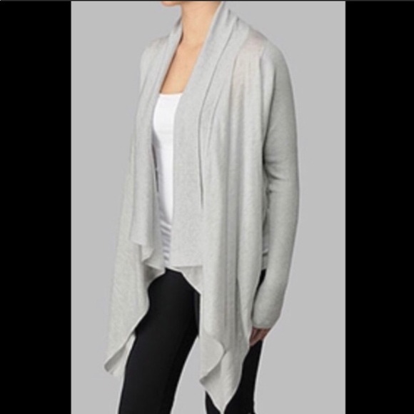 Lululemon Zen Wrap in Grey size 4 - Picture 1 of 7
